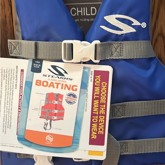 Stearns Youth Classic Life Vest: 30-50lbs - Picture 3 of 6